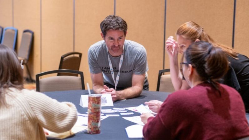 VentureLab's Scott Mann presenting workshop to NMOST afterschool educators