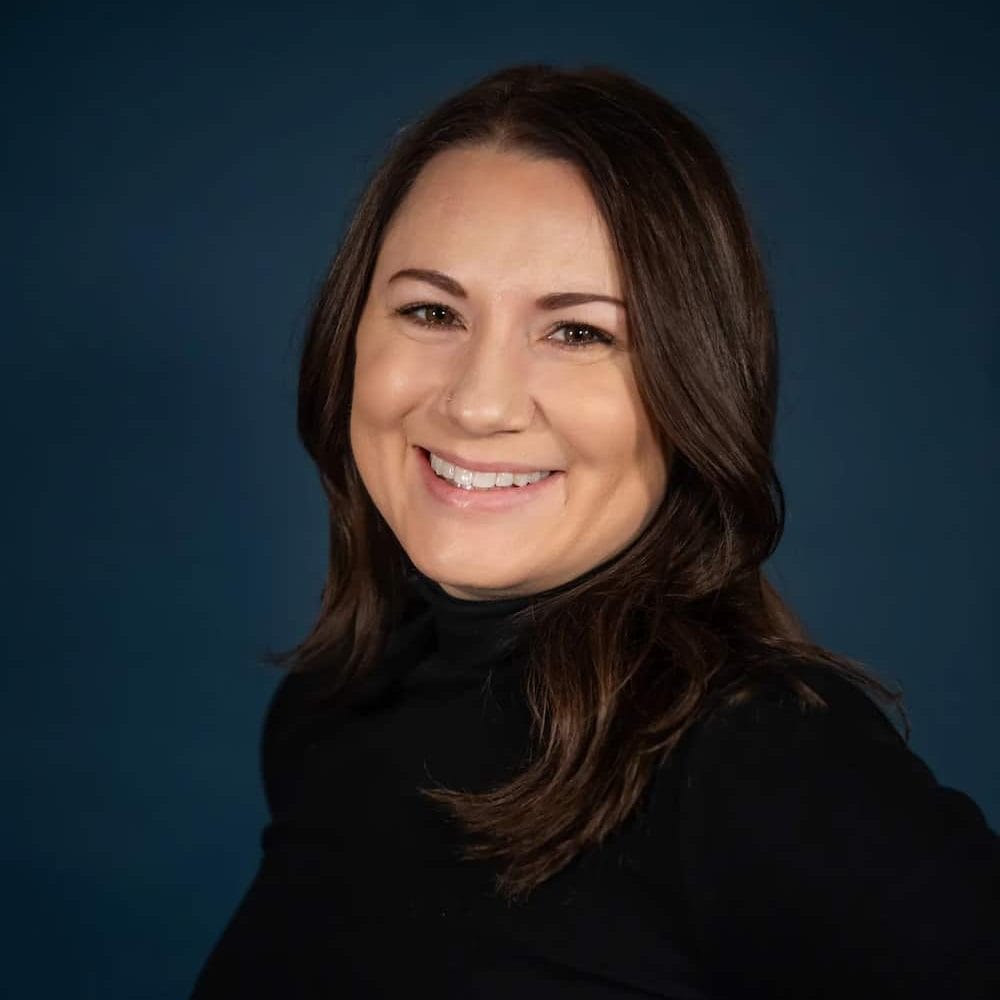Sarah Lowenstein headshot
