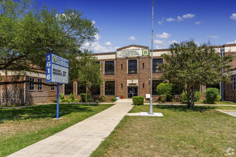 Middle Schoolers Create Their Own Career Paths in San Antonio